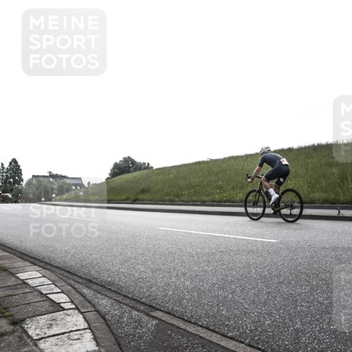 21.06.2026 - 29. Vierlanden-Triathlon H.Heesch http://msf.ph/oto/9897687 21.06.2026 09:21:21 Radfahren 136, 141, 272 meine-sportfotos.de