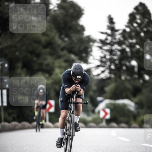 21.06.2026 - 29. Vierlanden-Triathlon H.Heesch http://msf.ph/oto/9897689 21.06.2026 10:02:31 Radfahren 4, 27, 99 meine-sportfotos.de