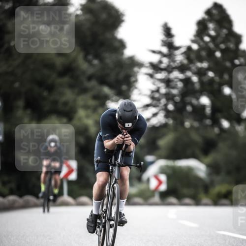21.06.2026 - 29. Vierlanden-Triathlon H.Heesch http://msf.ph/oto/9897690 21.06.2026 10:02:32 Radfahren 4, 27, 99 meine-sportfotos.de