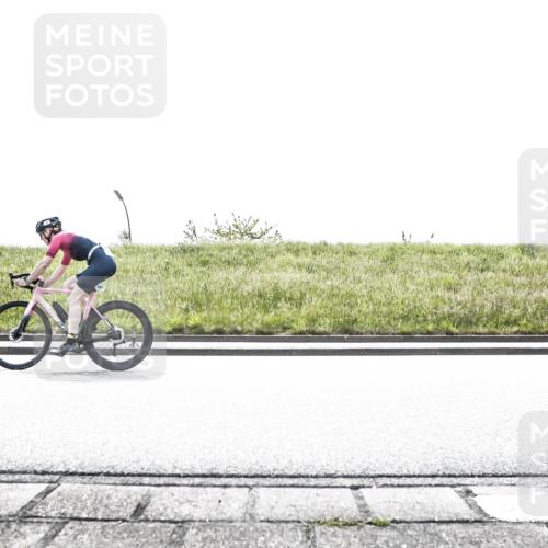 21.06.2026 - 29. Vierlanden-Triathlon H.Heesch http://msf.ph/oto/9897714 21.06.2026 10:57:02 Radfahren 58, 145, 255, 328, 368, 374, 383, 384, 391, 486, 488, 514, 517, 535, 575, 581, 585, 616, 619 meine-sportfotos.de