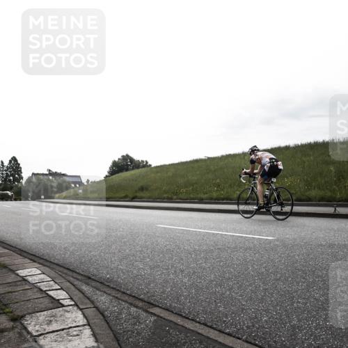 21.06.2026 - 29. Vierlanden-Triathlon H.Heesch http://msf.ph/oto/9897731 21.06.2026 09:22:12 Radfahren  meine-sportfotos.de