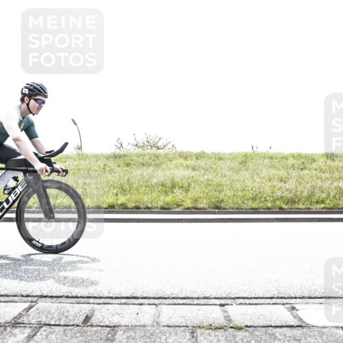 21.06.2026 - 29. Vierlanden-Triathlon H.Heesch http://msf.ph/oto/9897745 21.06.2026 10:57:27 Radfahren 16, 244, 623 meine-sportfotos.de