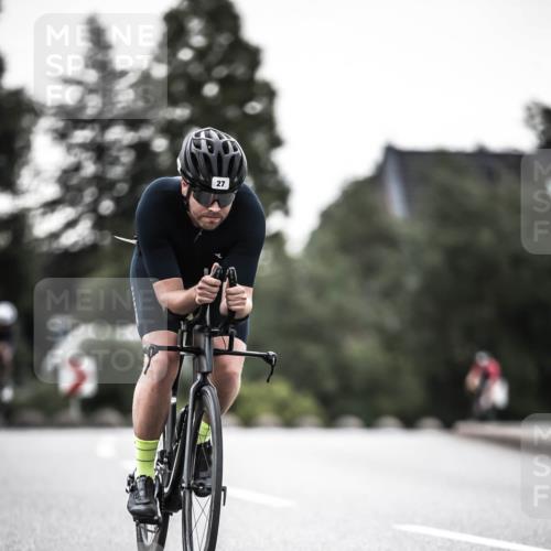 21.06.2026 - 29. Vierlanden-Triathlon H.Heesch http://msf.ph/oto/9897757 21.06.2026 10:02:34 Radfahren 4, 27, 99, 198, 245, 367 meine-sportfotos.de