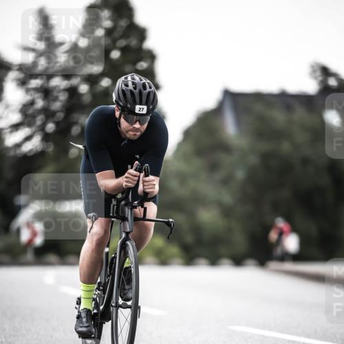 21.06.2026 - 29. Vierlanden-Triathlon H.Heesch http://msf.ph/oto/9897758 21.06.2026 10:02:34 Radfahren 4, 27, 99, 198, 245, 367 meine-sportfotos.de