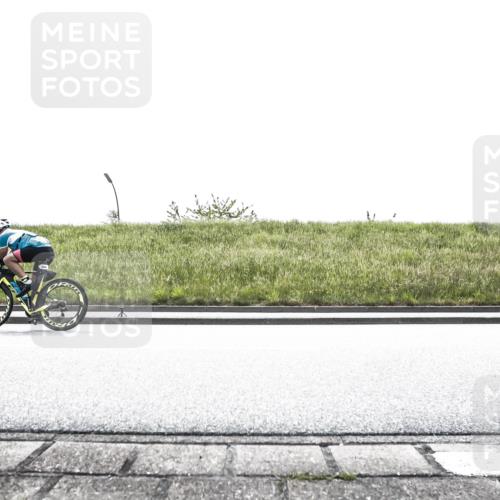 21.06.2026 - 29. Vierlanden-Triathlon H.Heesch http://msf.ph/oto/9897759 21.06.2026 10:58:09 Radfahren 124, 171, 284, 561 meine-sportfotos.de