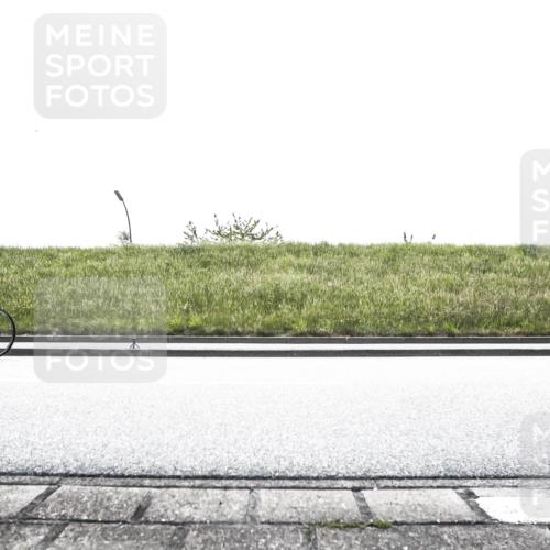 21.06.2026 - 29. Vierlanden-Triathlon H.Heesch http://msf.ph/oto/9897763 21.06.2026 10:58:14 Radfahren 140, 171, 561 meine-sportfotos.de
