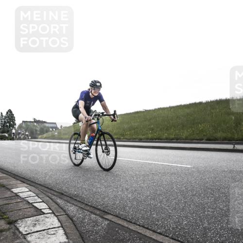 21.06.2026 - 29. Vierlanden-Triathlon H.Heesch http://msf.ph/oto/9897765 21.06.2026 09:22:47 Radfahren 29, 271 meine-sportfotos.de