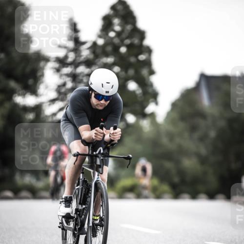 21.06.2026 - 29. Vierlanden-Triathlon H.Heesch http://msf.ph/oto/9897780 21.06.2026 10:02:38 Radfahren 56, 99, 198, 245, 367 meine-sportfotos.de