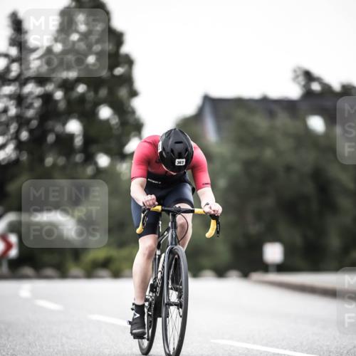 21.06.2026 - 29. Vierlanden-Triathlon H.Heesch http://msf.ph/oto/9897811 21.06.2026 10:02:41 Radfahren 56, 99, 179, 198, 245, 367 meine-sportfotos.de