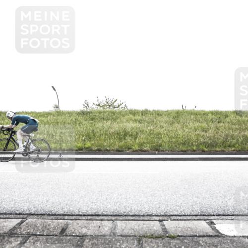 21.06.2026 - 29. Vierlanden-Triathlon H.Heesch http://msf.ph/oto/9897822 21.06.2026 10:59:47 Radfahren 87, 247, 1353 meine-sportfotos.de