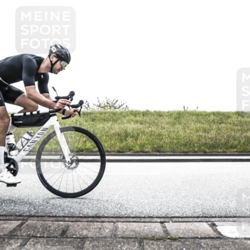 21.06.2026 - 29. Vierlanden-Triathlon H.Heesch http://msf.ph/oto/9897825 21.06.2026 10:59:54 Radfahren 12, 13, 69, 113, 192, 247, 1353 meine-sportfotos.de