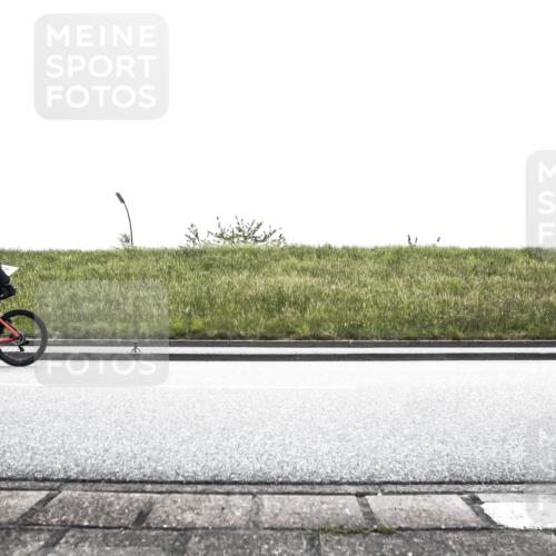 21.06.2026 - 29. Vierlanden-Triathlon H.Heesch http://msf.ph/oto/9897838 21.06.2026 11:00:05 Radfahren 192, 207, 304, 355, 492, 516, 518, 522, 551, 568, 570, 572, 583 meine-sportfotos.de