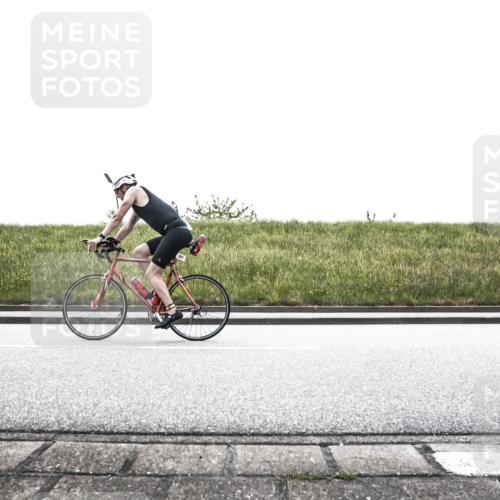 21.06.2026 - 29. Vierlanden-Triathlon H.Heesch http://msf.ph/oto/9897842 21.06.2026 11:00:06 Radfahren 192, 207, 296, 304, 355, 492, 516, 518, 522, 551, 568, 570, 572, 583 meine-sportfotos.de