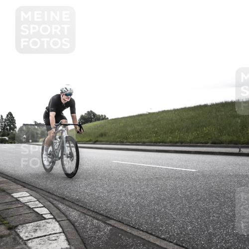 21.06.2026 - 29. Vierlanden-Triathlon H.Heesch http://msf.ph/oto/9897863 21.06.2026 09:26:24 Radfahren 55, 78, 106, 269 meine-sportfotos.de