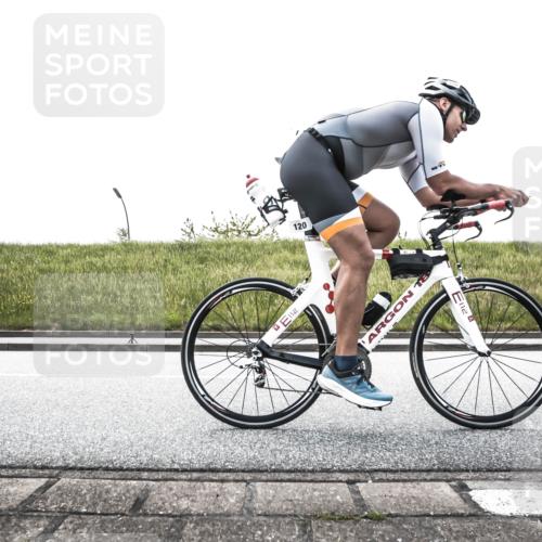 21.06.2026 - 29. Vierlanden-Triathlon H.Heesch http://msf.ph/oto/9897865 21.06.2026 11:00:30 Radfahren 70, 120, 172, 240, 288, 639 meine-sportfotos.de