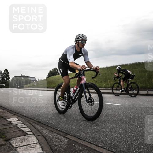 21.06.2026 - 29. Vierlanden-Triathlon H.Heesch http://msf.ph/oto/9897879 21.06.2026 09:27:24 Radfahren 56, 86, 103, 157 meine-sportfotos.de