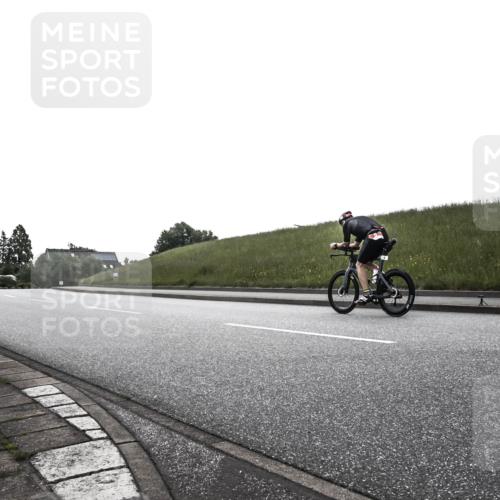 21.06.2026 - 29. Vierlanden-Triathlon H.Heesch http://msf.ph/oto/9897904 21.06.2026 09:29:18 Radfahren 195 meine-sportfotos.de
