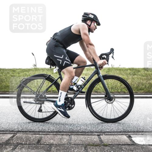 21.06.2026 - 29. Vierlanden-Triathlon H.Heesch http://msf.ph/oto/9897985 21.06.2026 11:02:39 Radfahren 6, 22, 105, 106, 115, 279, 294, 302, 524 meine-sportfotos.de