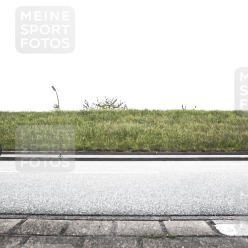 21.06.2026 - 29. Vierlanden-Triathlon H.Heesch http://msf.ph/oto/9897994 21.06.2026 11:02:56 Radfahren 4, 10, 99, 114, 197, 213, 567, 686 meine-sportfotos.de