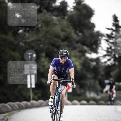 21.06.2026 - 29. Vierlanden-Triathlon H.Heesch http://msf.ph/oto/9898009 21.06.2026 10:03:59 Radfahren 142, 151, 161, 181, 257, 271, 337 meine-sportfotos.de