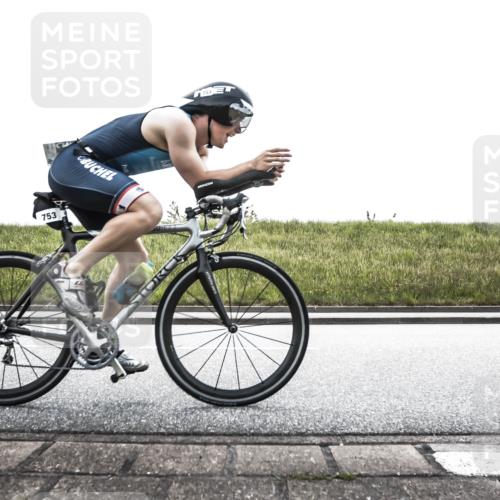 21.06.2026 - 29. Vierlanden-Triathlon H.Heesch http://msf.ph/oto/9898013 21.06.2026 11:03:15 Radfahren 35, 78, 183, 497, 637, 657, 753 meine-sportfotos.de