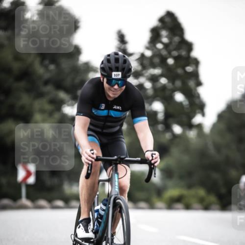 21.06.2026 - 29. Vierlanden-Triathlon H.Heesch http://msf.ph/oto/9898045 21.06.2026 10:04:05 Radfahren 142, 151, 154, 181, 337 meine-sportfotos.de