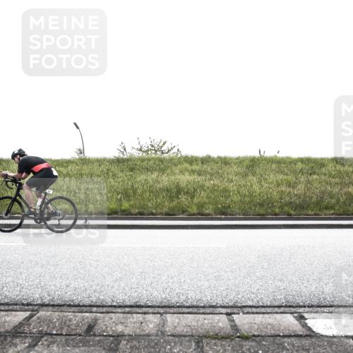 21.06.2026 - 29. Vierlanden-Triathlon H.Heesch http://msf.ph/oto/9898063 21.06.2026 11:04:21 Radfahren 61, 93, 580 meine-sportfotos.de