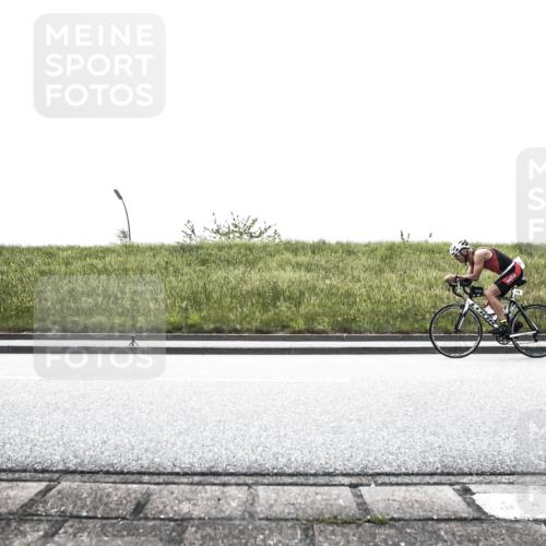 21.06.2026 - 29. Vierlanden-Triathlon H.Heesch http://msf.ph/oto/9898091 21.06.2026 11:04:45 Radfahren 98, 178, 223, 291, 586, 654, 1357 meine-sportfotos.de