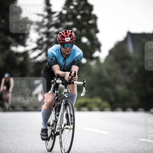 21.06.2026 - 29. Vierlanden-Triathlon H.Heesch http://msf.ph/oto/9898096 21.06.2026 10:04:19 Radfahren 75, 90, 260, 324, 350, 379 meine-sportfotos.de