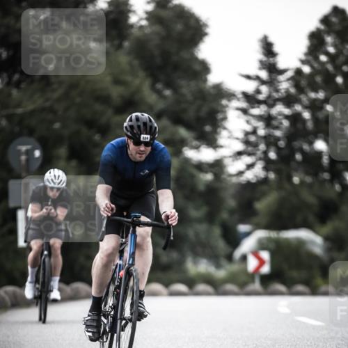 21.06.2026 - 29. Vierlanden-Triathlon H.Heesch http://msf.ph/oto/9898104 21.06.2026 10:04:20 Radfahren 75, 90, 260, 324, 350, 379 meine-sportfotos.de