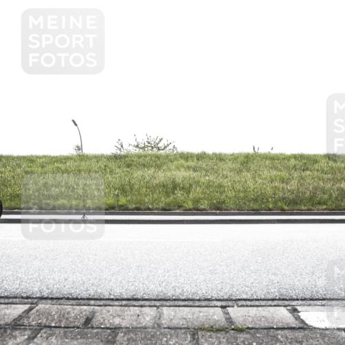 21.06.2026 - 29. Vierlanden-Triathlon H.Heesch http://msf.ph/oto/9898109 21.06.2026 11:05:02 Radfahren 46, 64, 523, 559, 576, 739 meine-sportfotos.de