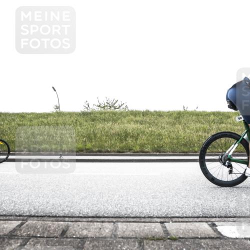 21.06.2026 - 29. Vierlanden-Triathlon H.Heesch http://msf.ph/oto/9898155 21.06.2026 11:06:10 Radfahren 58, 505, 640, 701 meine-sportfotos.de
