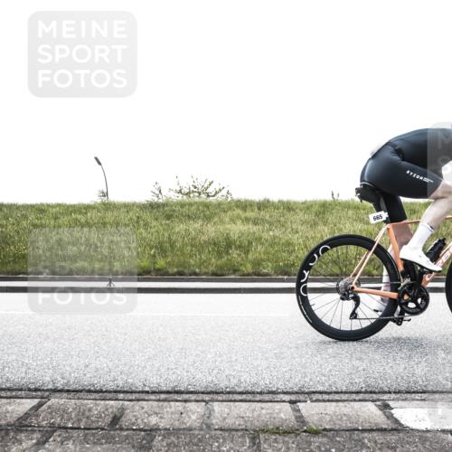 21.06.2026 - 29. Vierlanden-Triathlon H.Heesch http://msf.ph/oto/9898165 21.06.2026 11:06:20 Radfahren 56, 174, 199, 244, 665, 668, 745 meine-sportfotos.de
