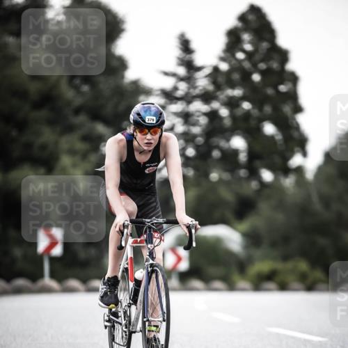 21.06.2026 - 29. Vierlanden-Triathlon H.Heesch http://msf.ph/oto/9898179 21.06.2026 10:04:23 Radfahren 44, 75, 260, 324, 350, 379 meine-sportfotos.de