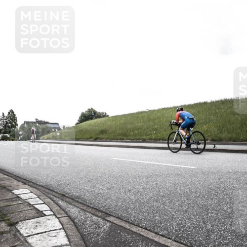 21.06.2026 - 29. Vierlanden-Triathlon H.Heesch http://msf.ph/oto/9898181 21.06.2026 09:48:18 Radfahren 13 meine-sportfotos.de