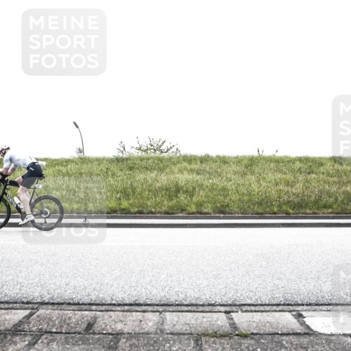 21.06.2026 - 29. Vierlanden-Triathlon H.Heesch http://msf.ph/oto/9898235 21.06.2026 11:08:23 Radfahren 68, 159 meine-sportfotos.de
