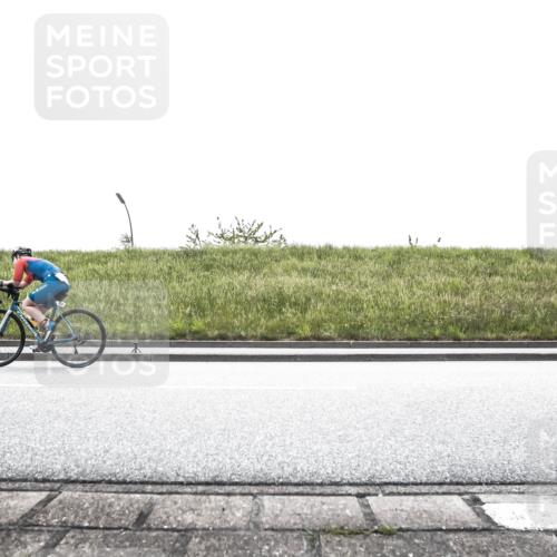 21.06.2026 - 29. Vierlanden-Triathlon H.Heesch http://msf.ph/oto/9898263 21.06.2026 11:09:18 Radfahren 157, 192, 233, 612, 681 meine-sportfotos.de