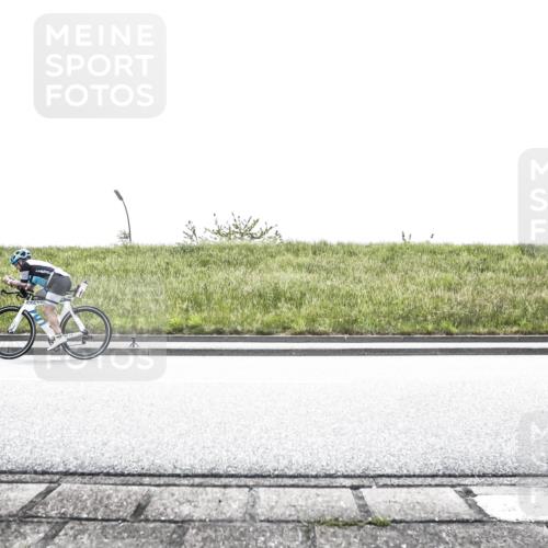 21.06.2026 - 29. Vierlanden-Triathlon H.Heesch http://msf.ph/oto/9898285 21.06.2026 11:09:47 Radfahren 247, 274, 300, 724 meine-sportfotos.de