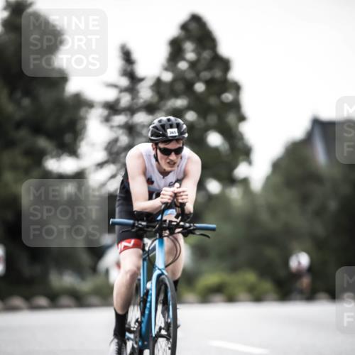 21.06.2026 - 29. Vierlanden-Triathlon H.Heesch http://msf.ph/oto/9898289 21.06.2026 10:04:47 Radfahren 86, 174, 307, 329, 365 meine-sportfotos.de