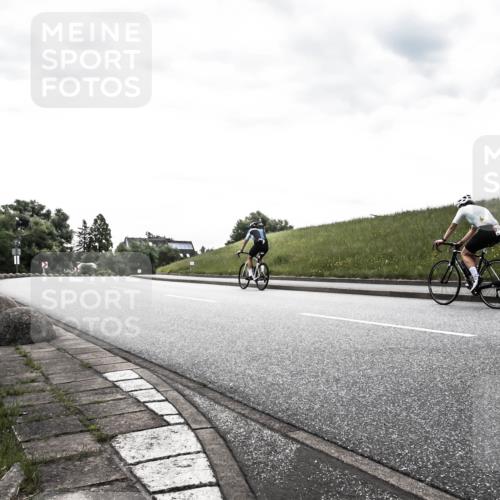 21.06.2026 - 29. Vierlanden-Triathlon H.Heesch http://msf.ph/oto/9898290 21.06.2026 09:53:50 Radfahren 78, 106, 112, 136 meine-sportfotos.de