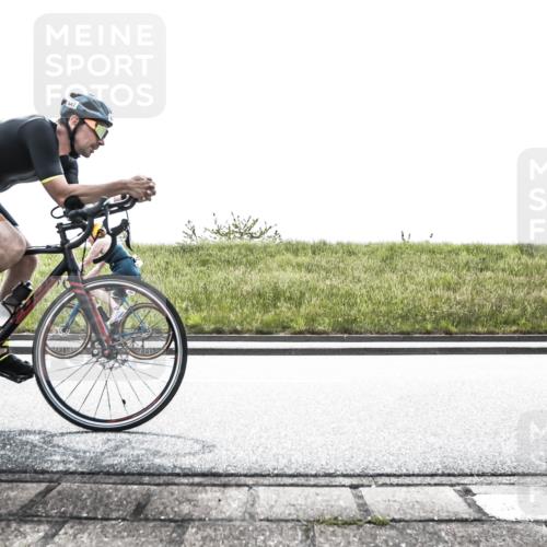 21.06.2026 - 29. Vierlanden-Triathlon H.Heesch http://msf.ph/oto/9898297 21.06.2026 11:10:14 Radfahren 147, 187, 498, 554, 589, 647, 728 meine-sportfotos.de