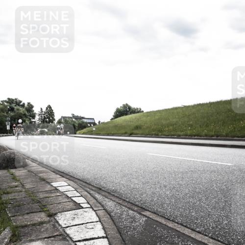 21.06.2026 - 29. Vierlanden-Triathlon H.Heesch http://msf.ph/oto/9898299 21.06.2026 09:54:59 Radfahren 148, 292, 293 meine-sportfotos.de