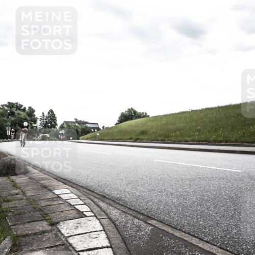 21.06.2026 - 29. Vierlanden-Triathlon H.Heesch http://msf.ph/oto/9898300 21.06.2026 09:54:59 Radfahren 148, 292, 293 meine-sportfotos.de