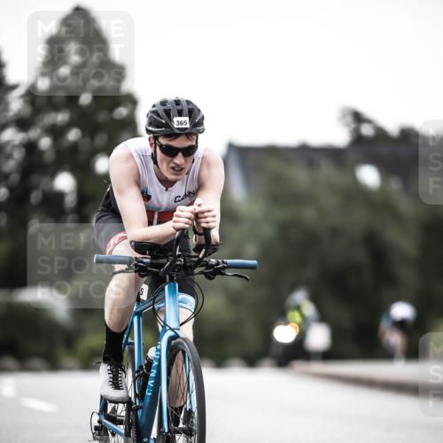 21.06.2026 - 29. Vierlanden-Triathlon H.Heesch http://msf.ph/oto/9898303 21.06.2026 10:04:48 Radfahren 86, 174, 307, 329, 365 meine-sportfotos.de