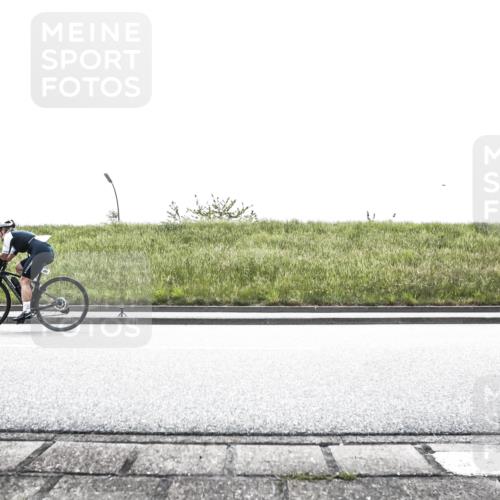 21.06.2026 - 29. Vierlanden-Triathlon H.Heesch http://msf.ph/oto/9898316 21.06.2026 11:10:32 Radfahren 20, 253, 280, 671, 757 meine-sportfotos.de