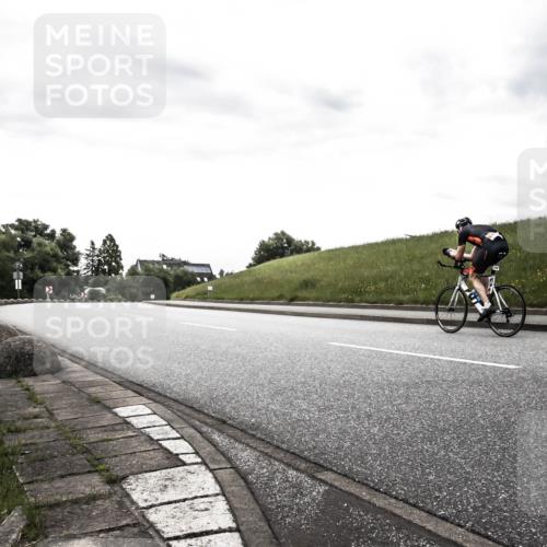 21.06.2026 - 29. Vierlanden-Triathlon H.Heesch http://msf.ph/oto/9898327 21.06.2026 09:57:38 Radfahren 207 meine-sportfotos.de