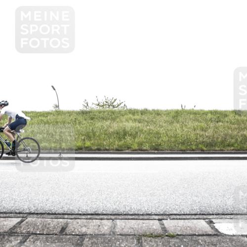 21.06.2026 - 29. Vierlanden-Triathlon H.Heesch http://msf.ph/oto/9898328 21.06.2026 11:10:38 Radfahren 20, 253, 630, 642, 671, 716, 746, 757 meine-sportfotos.de