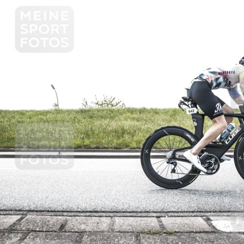 21.06.2026 - 29. Vierlanden-Triathlon H.Heesch http://msf.ph/oto/9898337 21.06.2026 11:10:43 Radfahren 253, 630, 642, 671, 693, 716, 746 meine-sportfotos.de