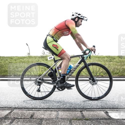 21.06.2026 - 29. Vierlanden-Triathlon H.Heesch http://msf.ph/oto/9898389 21.06.2026 11:11:59 Radfahren 109, 293, 296, 302, 490, 500, 656, 707, 743, 751 meine-sportfotos.de