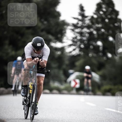 21.06.2026 - 29. Vierlanden-Triathlon H.Heesch http://msf.ph/oto/9898393 21.06.2026 10:04:55 Radfahren 174, 292, 332, 352 meine-sportfotos.de